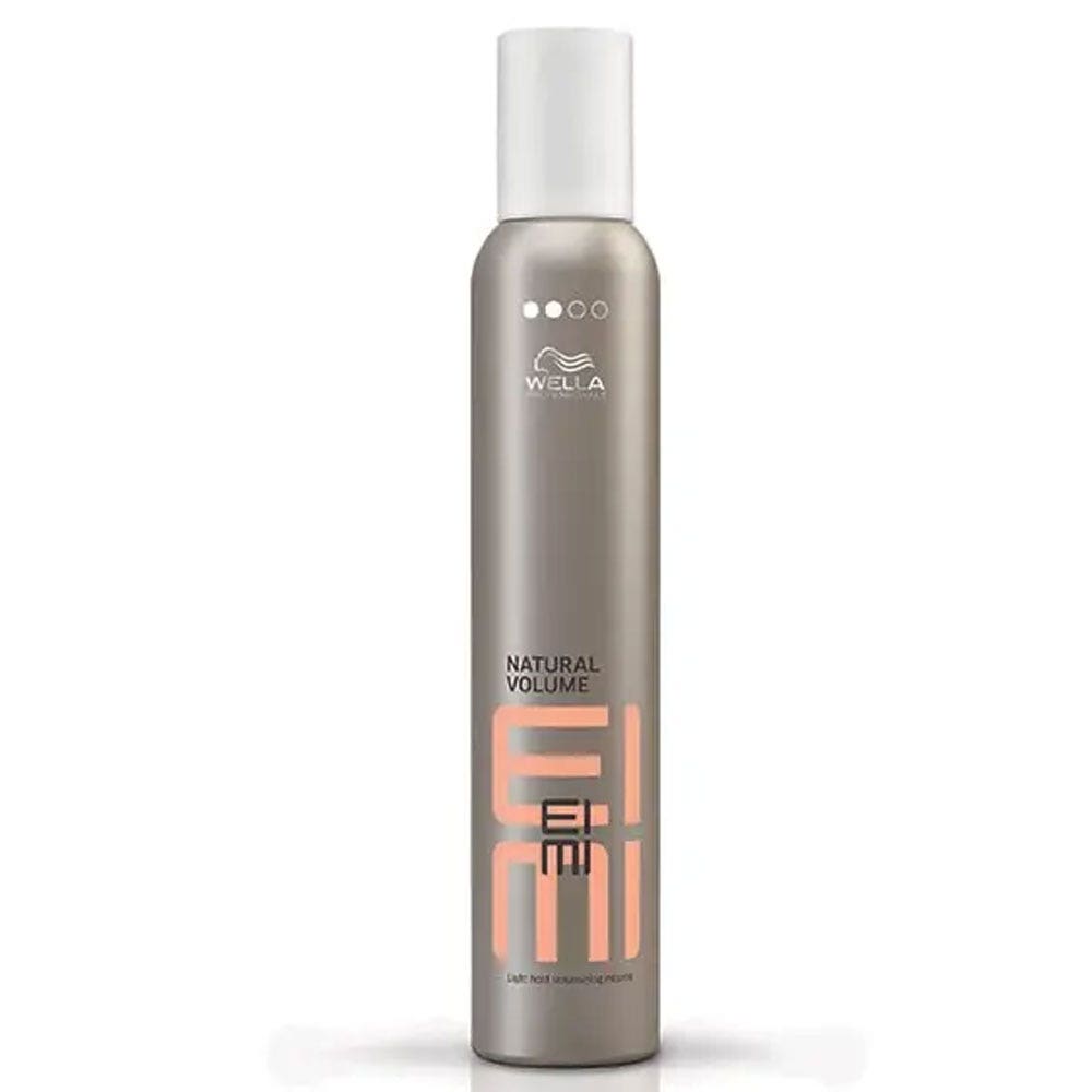 Wella Professionals Eimi Volume Natural Volume mousse per lo styling a tenuta leggera 300 ml